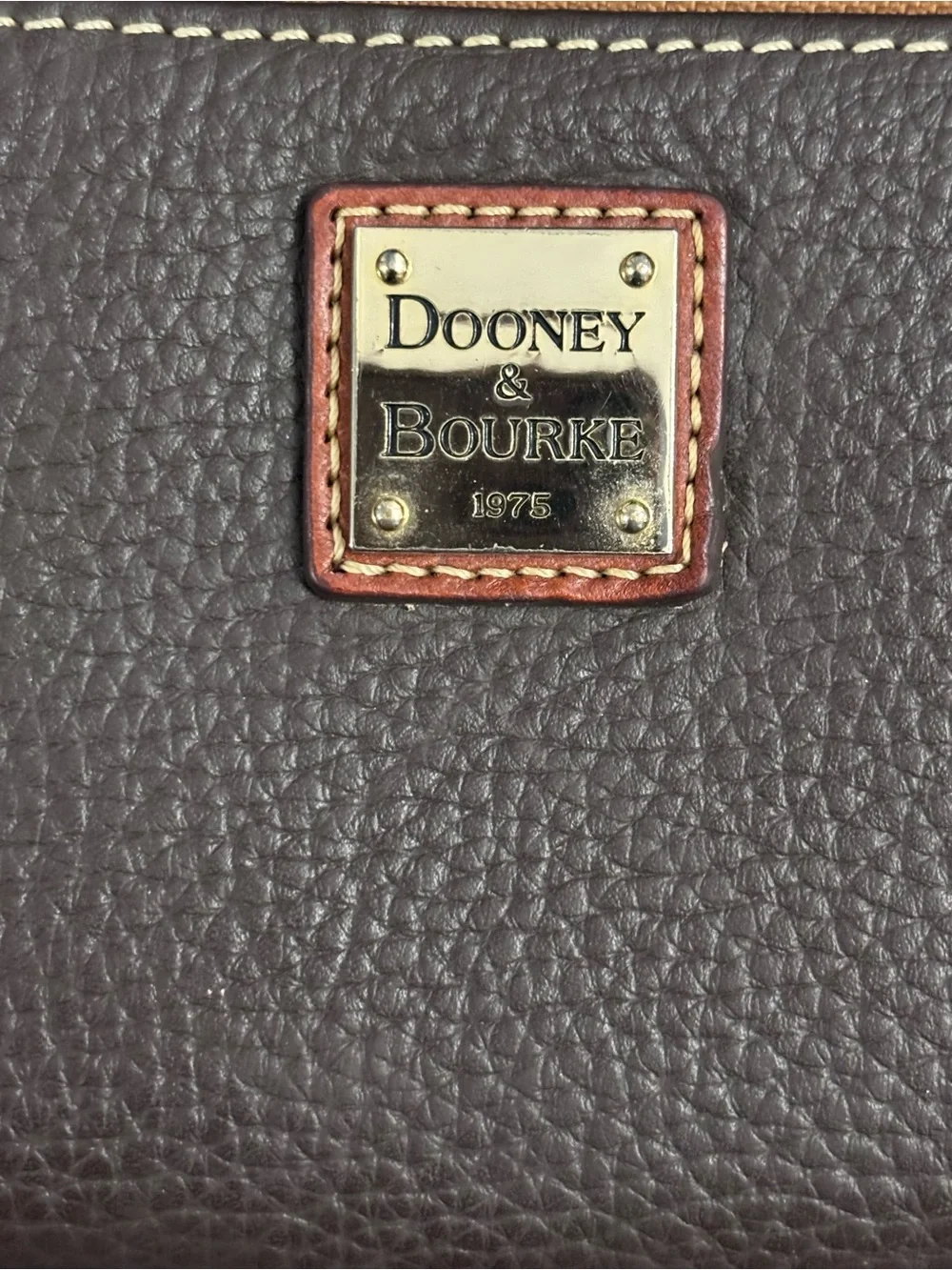 Dooney & Bourke Dark Brown Pebbled Leather Zip Wallet with Tan Trim - Picture 2 of 9